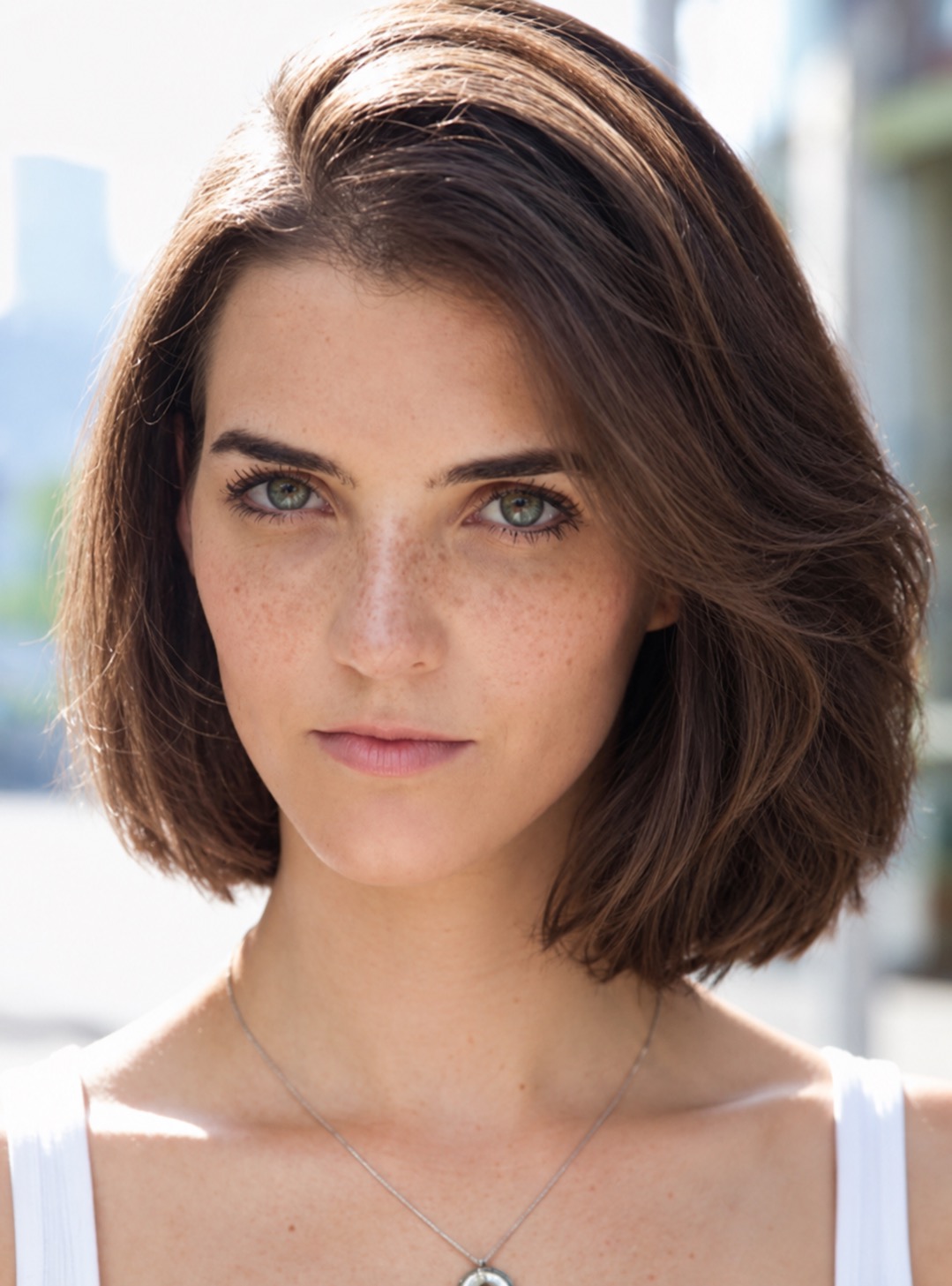 Shannon Graf Berkeley, actor in Los Angeles, California - headshot 5 of 5
