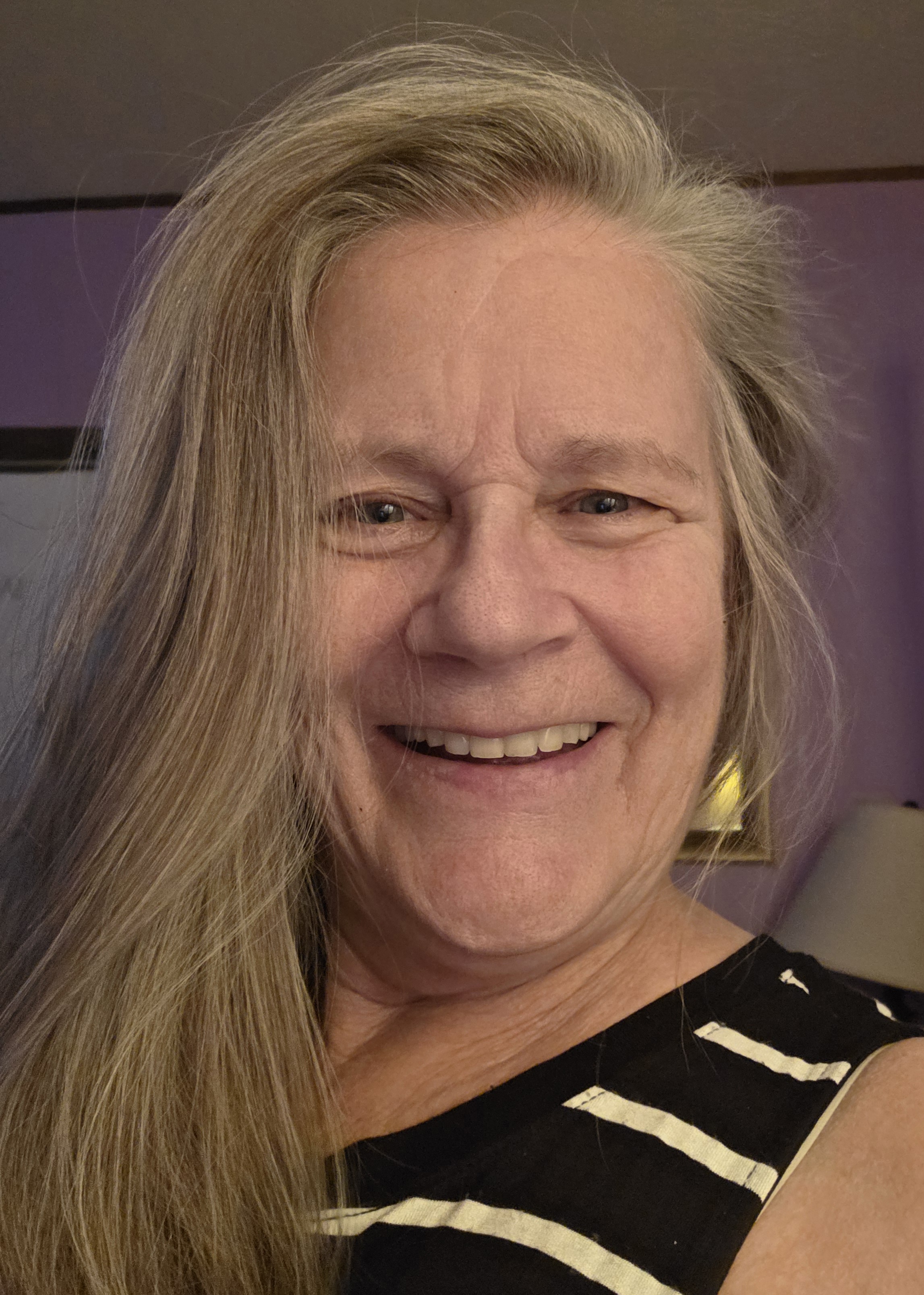 Ronda Schilling, actor in Arkansas - headshot
