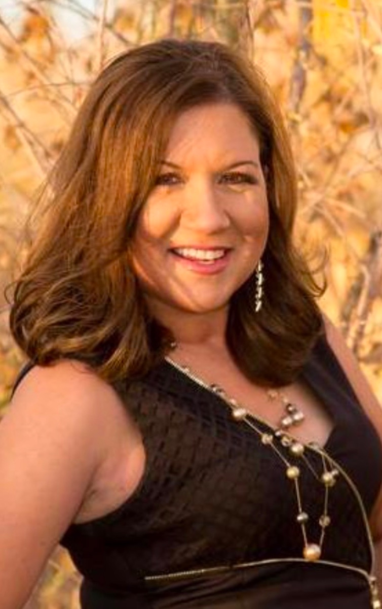 Helene DeVito, actor in Tampa, Florida - headshot
