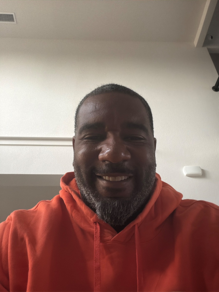 Damien Robinson, actor in Dallas, Texas - headshot