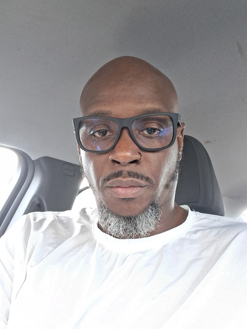 Bobby morton, actor in Newark, New Jersey - headshot