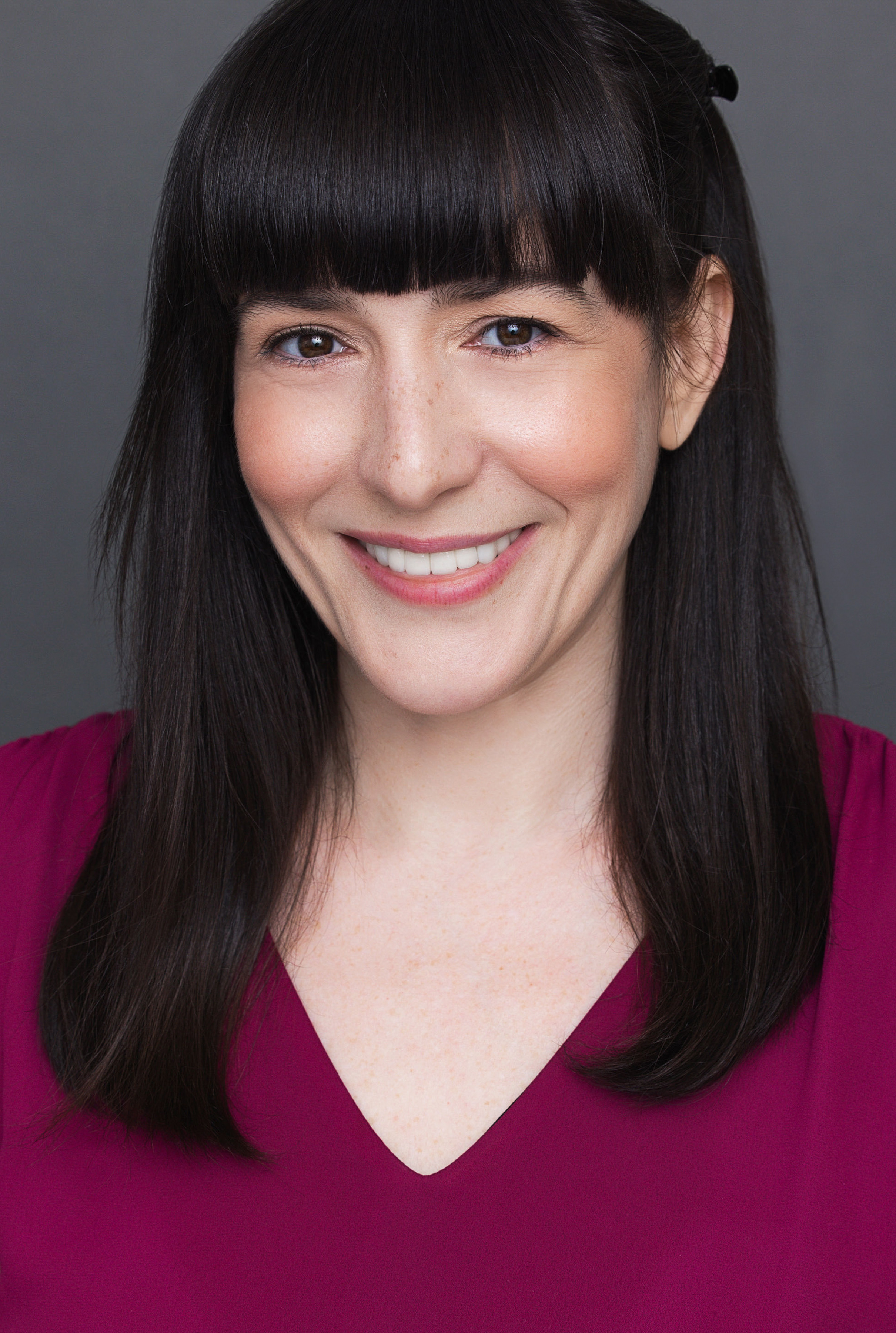 Reina de Beer, actor in New York City, New York - headshot