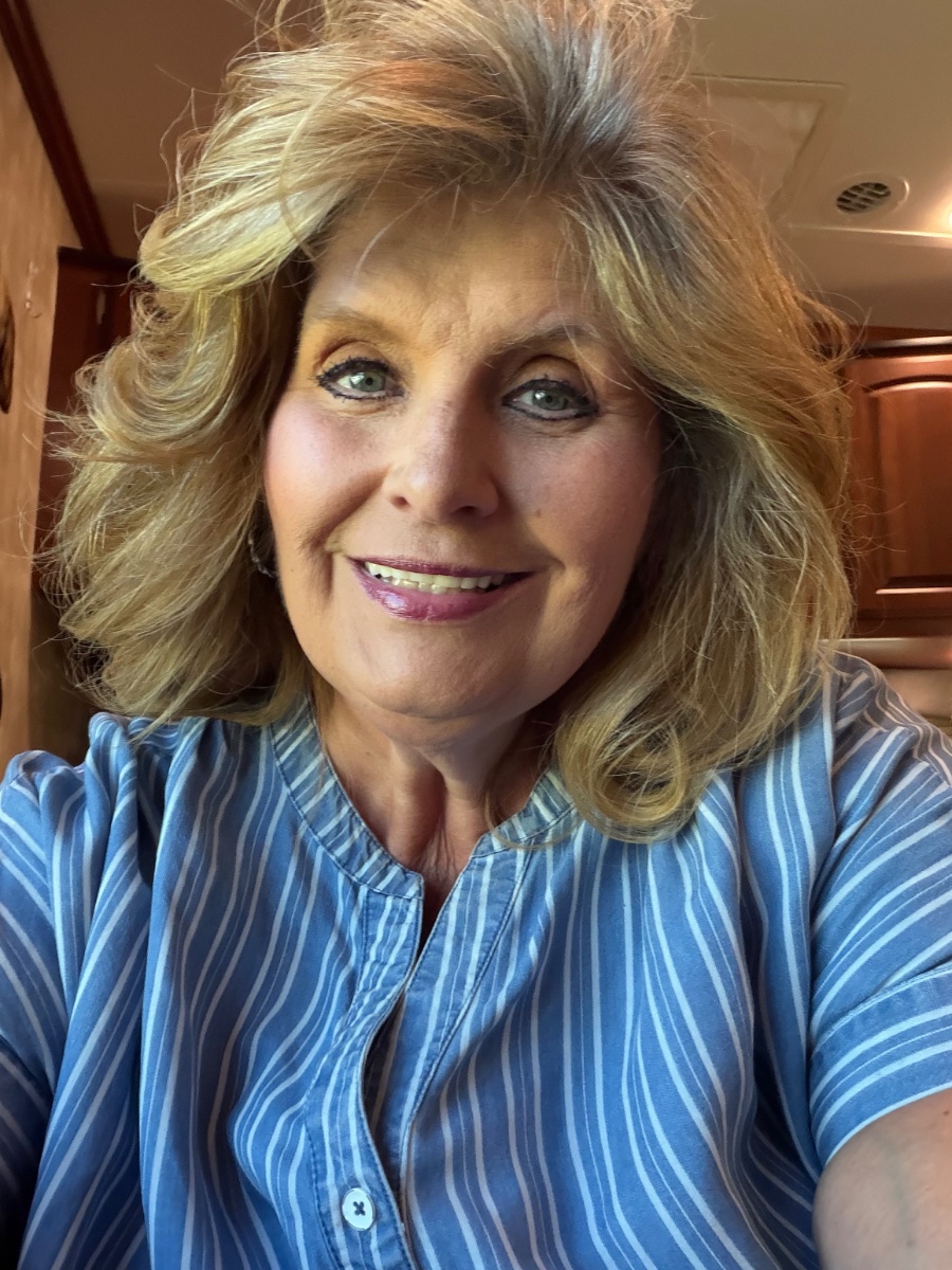 Tamara Hall, actor in Norman, Oklahoma - headshot