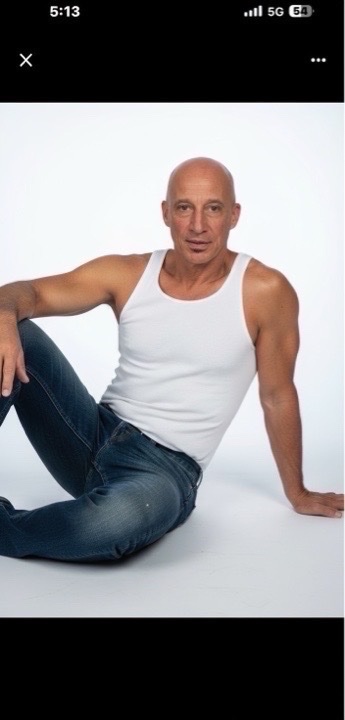 Kenneth Robert, actor in Honolulu, Hawaii - headshot
