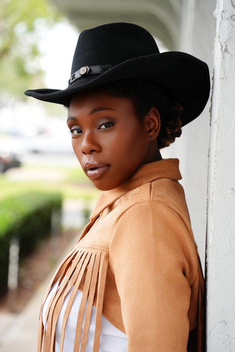 Miyah26, actor in Titusville , Florida - headshot 3 of 4