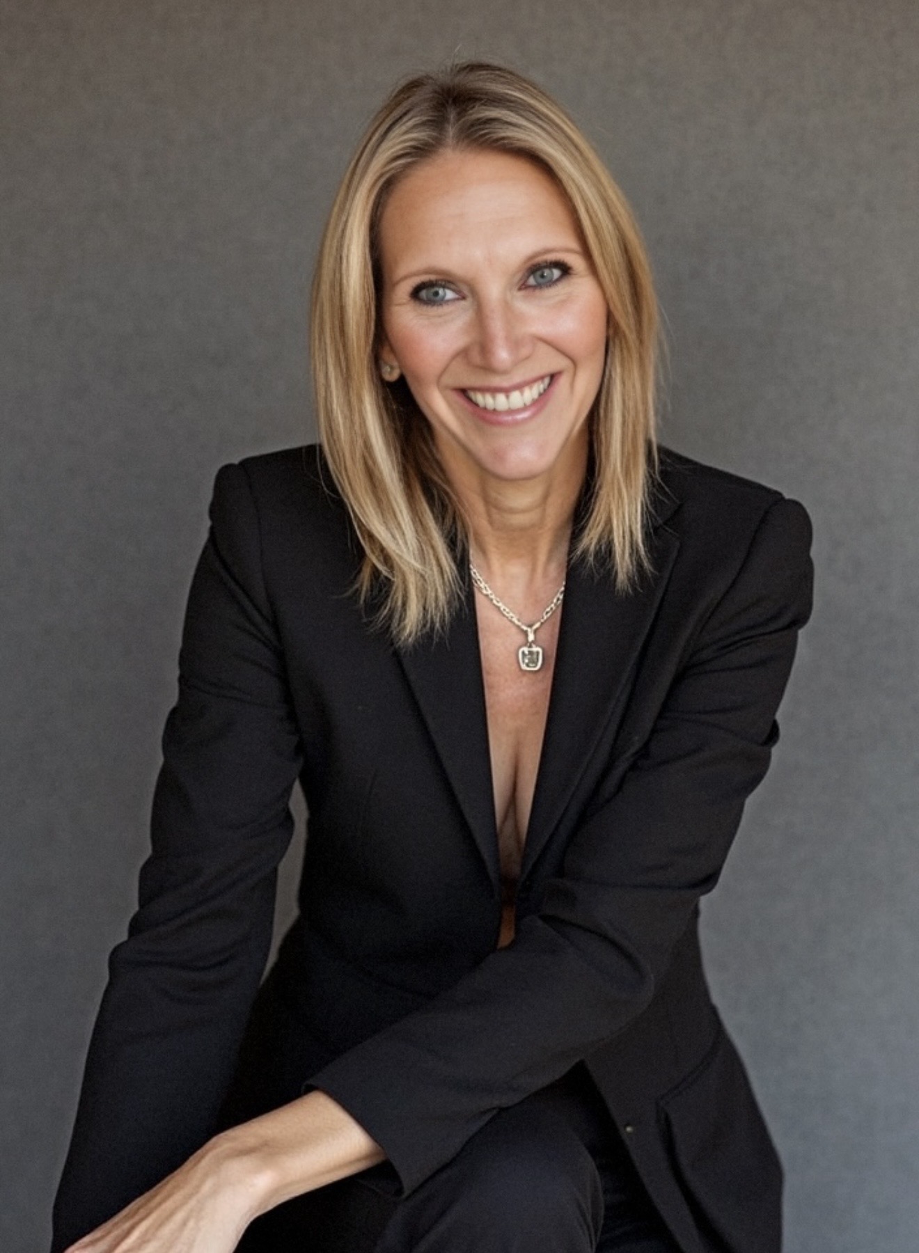 Tamara Wentworth, actor in Thousands palms, California - headshot