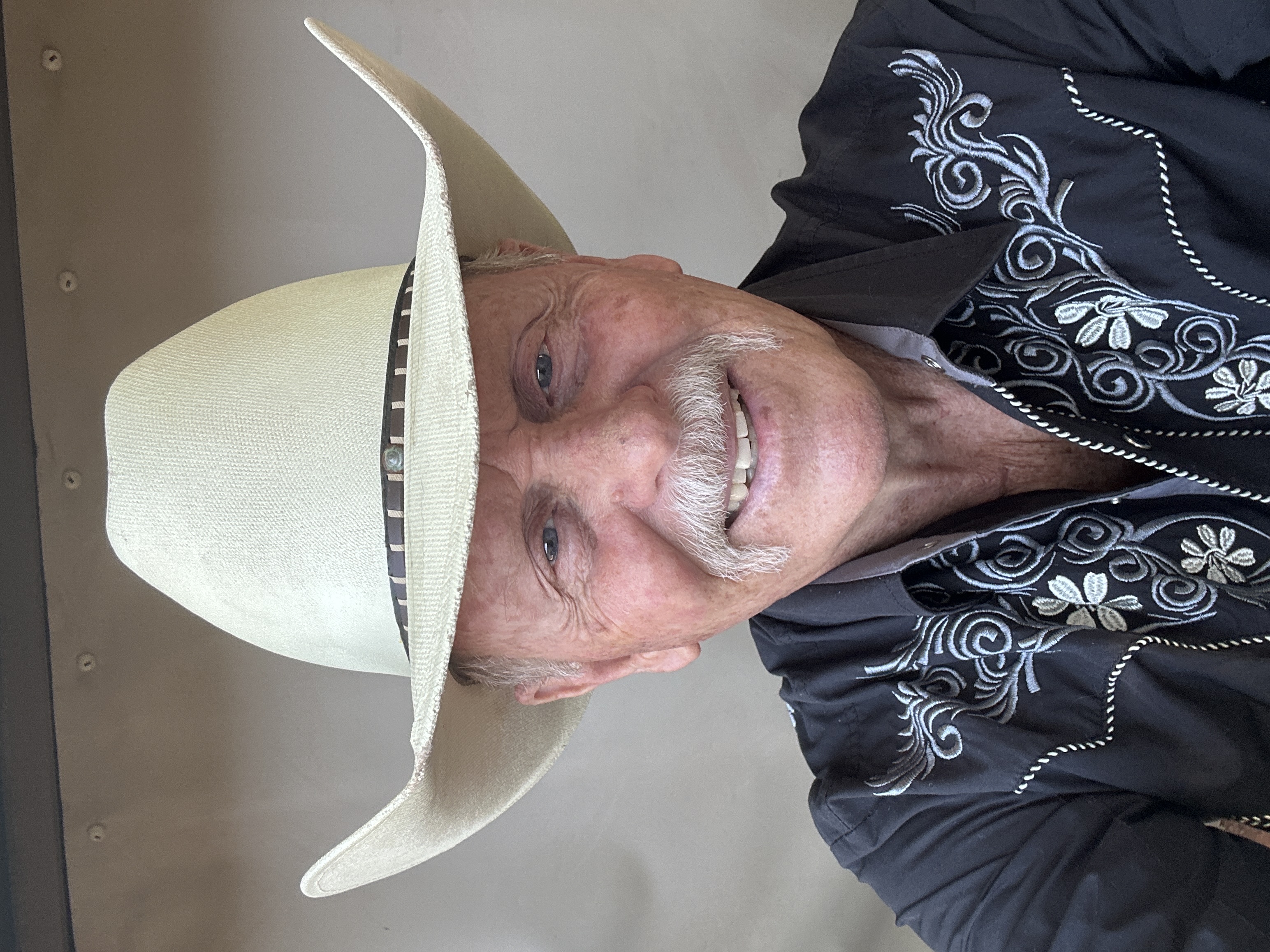 Roger Dean, actor in Orem, Utah - headshot