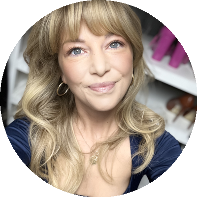 Casie Lyn, actor in Eugene, Oregon - headshot