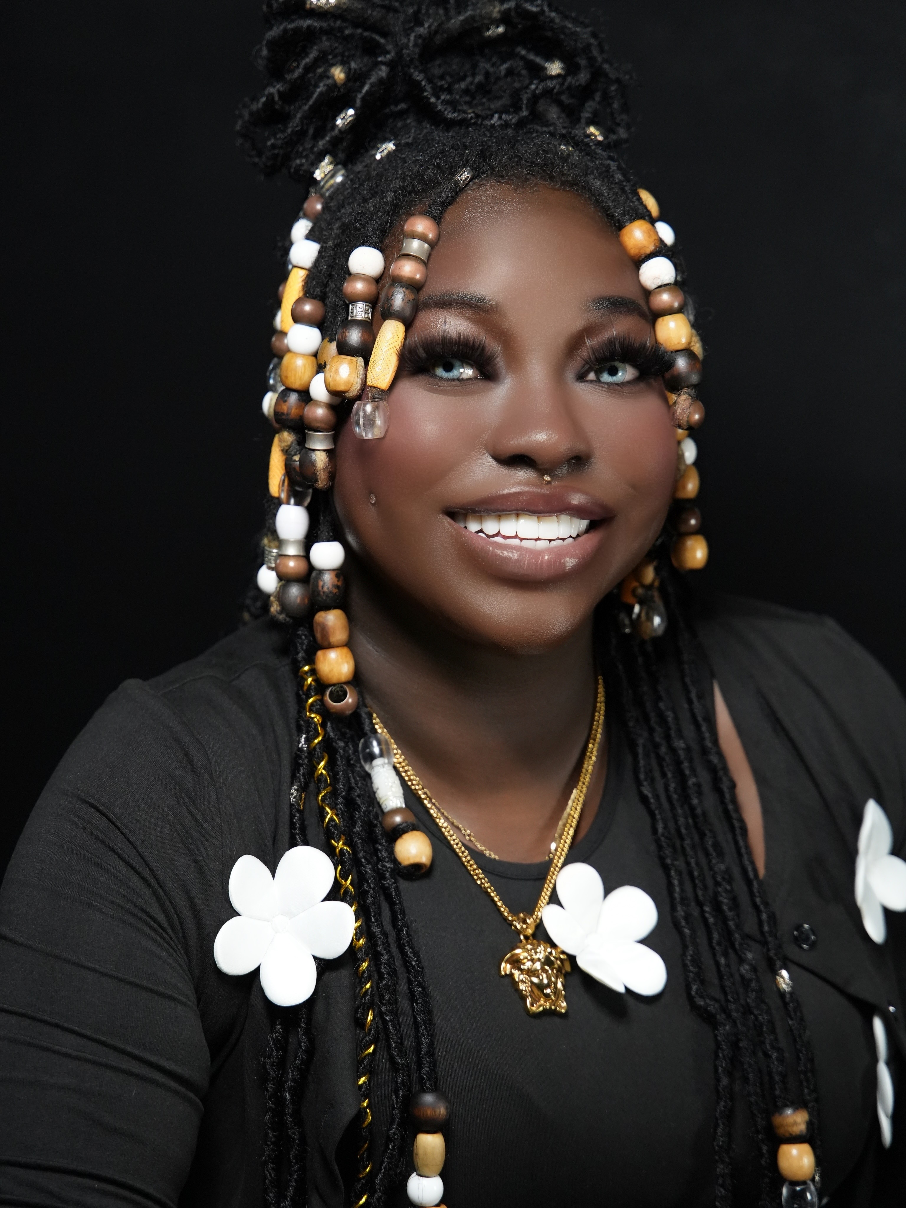 Mocha Jonel, actor in Chicago, Illinois - headshot 4 of 5