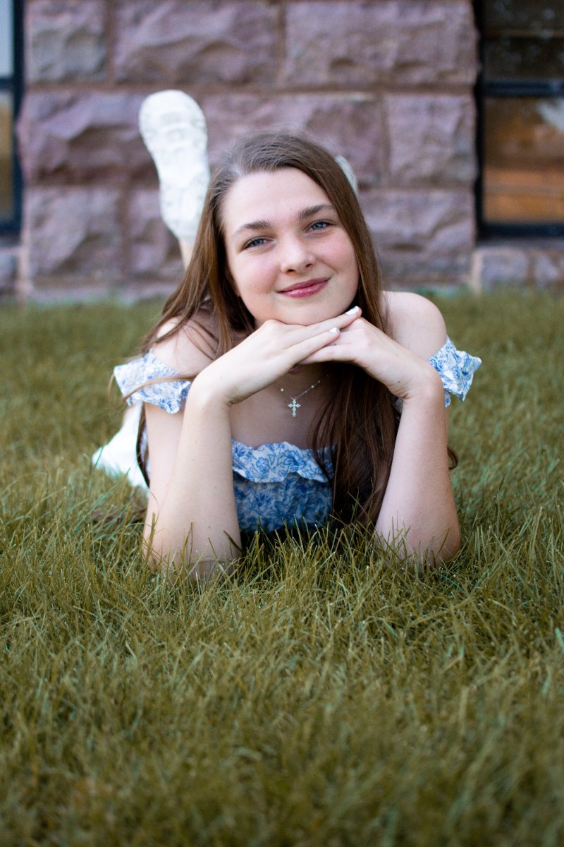 Sierra DeWitt, actor in Sioux Falls, South Dakota - headshot