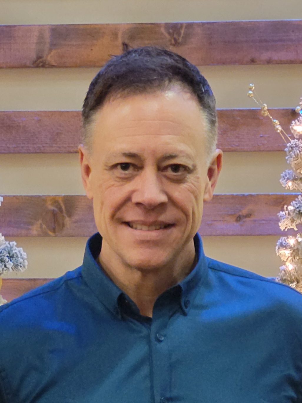 Brian Mitts, actor in Bellevue, Washington - headshot