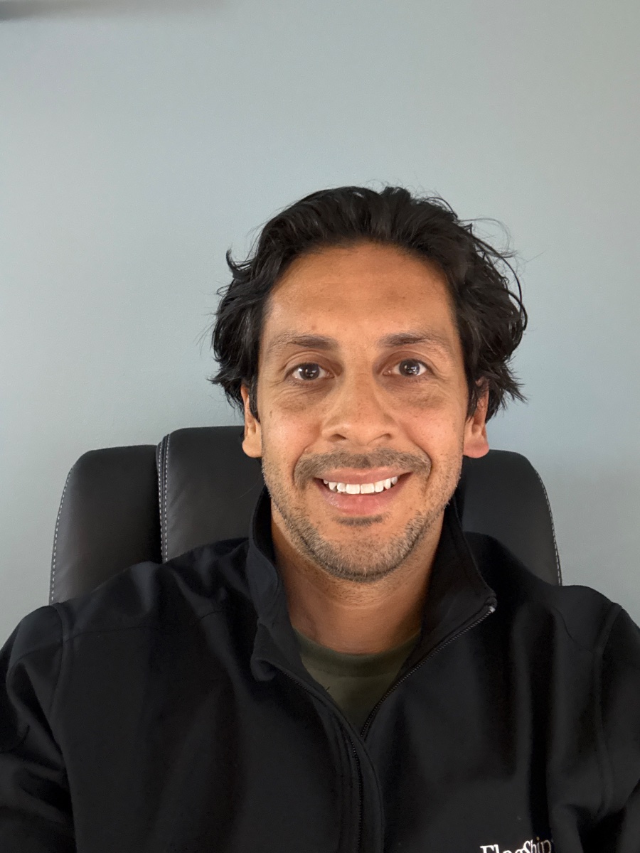 Oz Blackaller, actor in San Diego, California - headshot