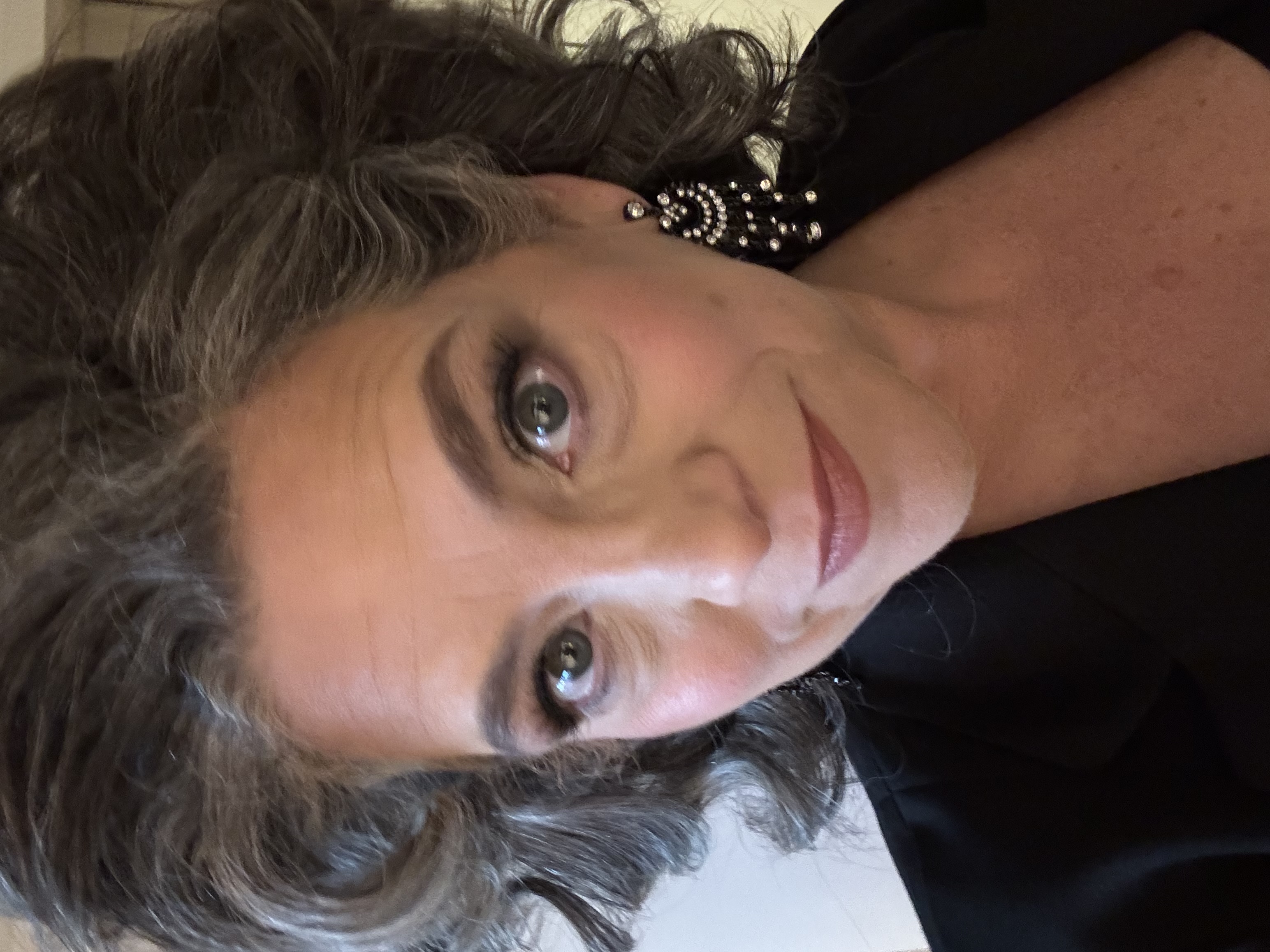 Dr Caroline Jones, actor in Houston, Texas - headshot 3 of 3