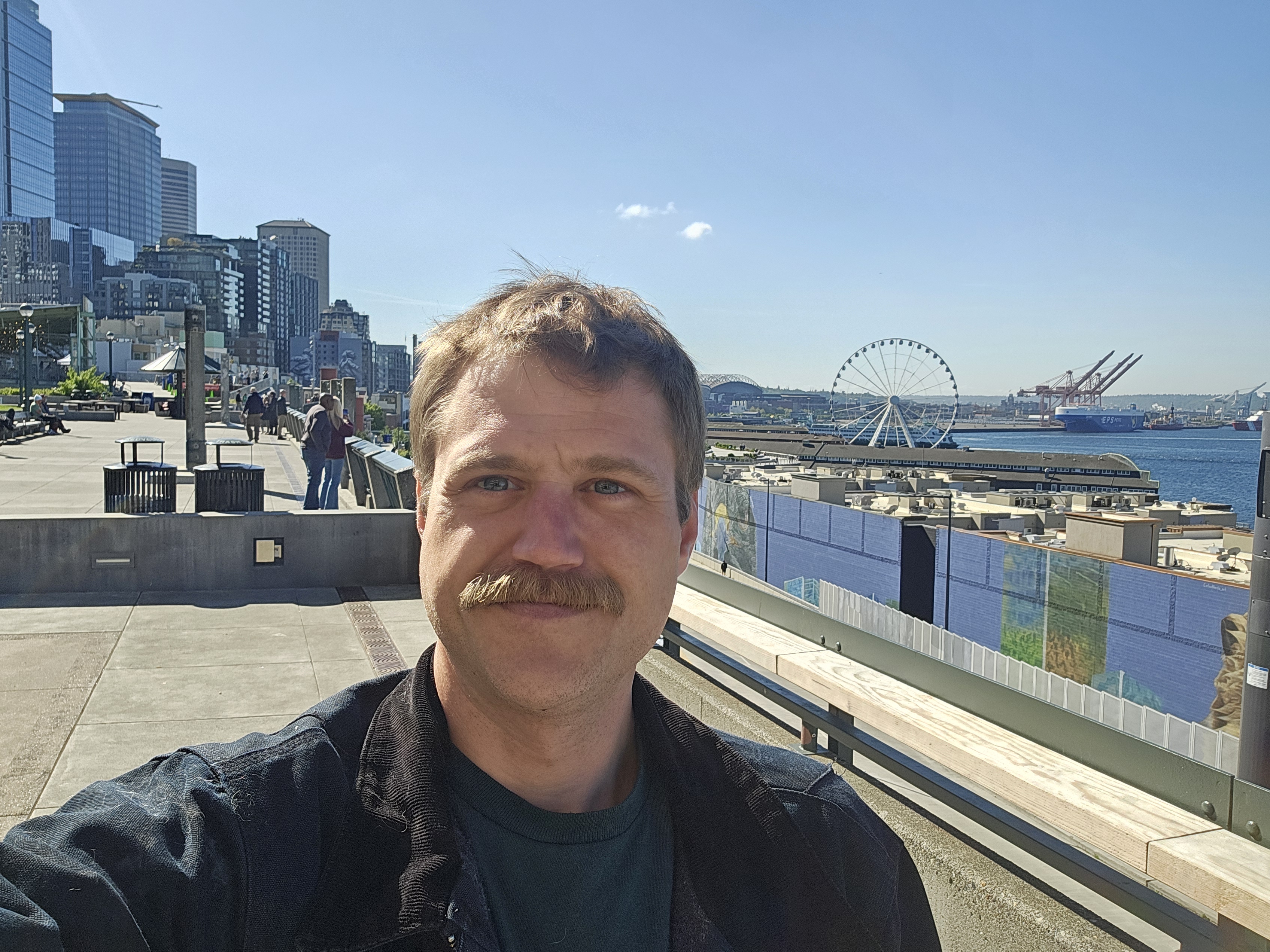 David J Moks, actor in Seattle, Washington - headshot