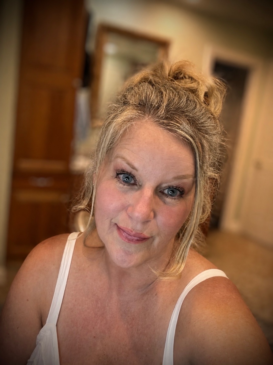 Denise Meredith, actor in Little Rock, Arkansas - headshot