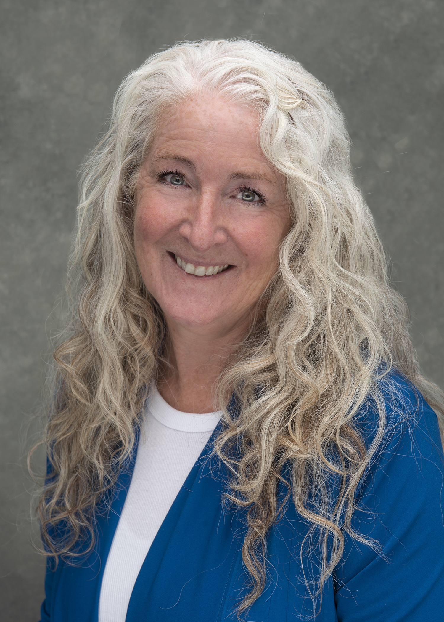 Karen Lasher, actor in Portland, Oregon - headshot