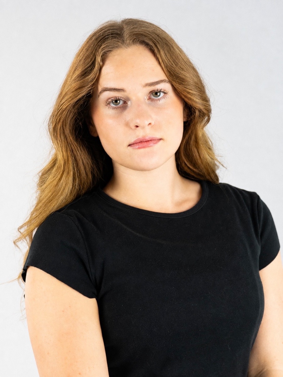 Amira Vandevoorde, actor in Columbia, Missouri - headshot