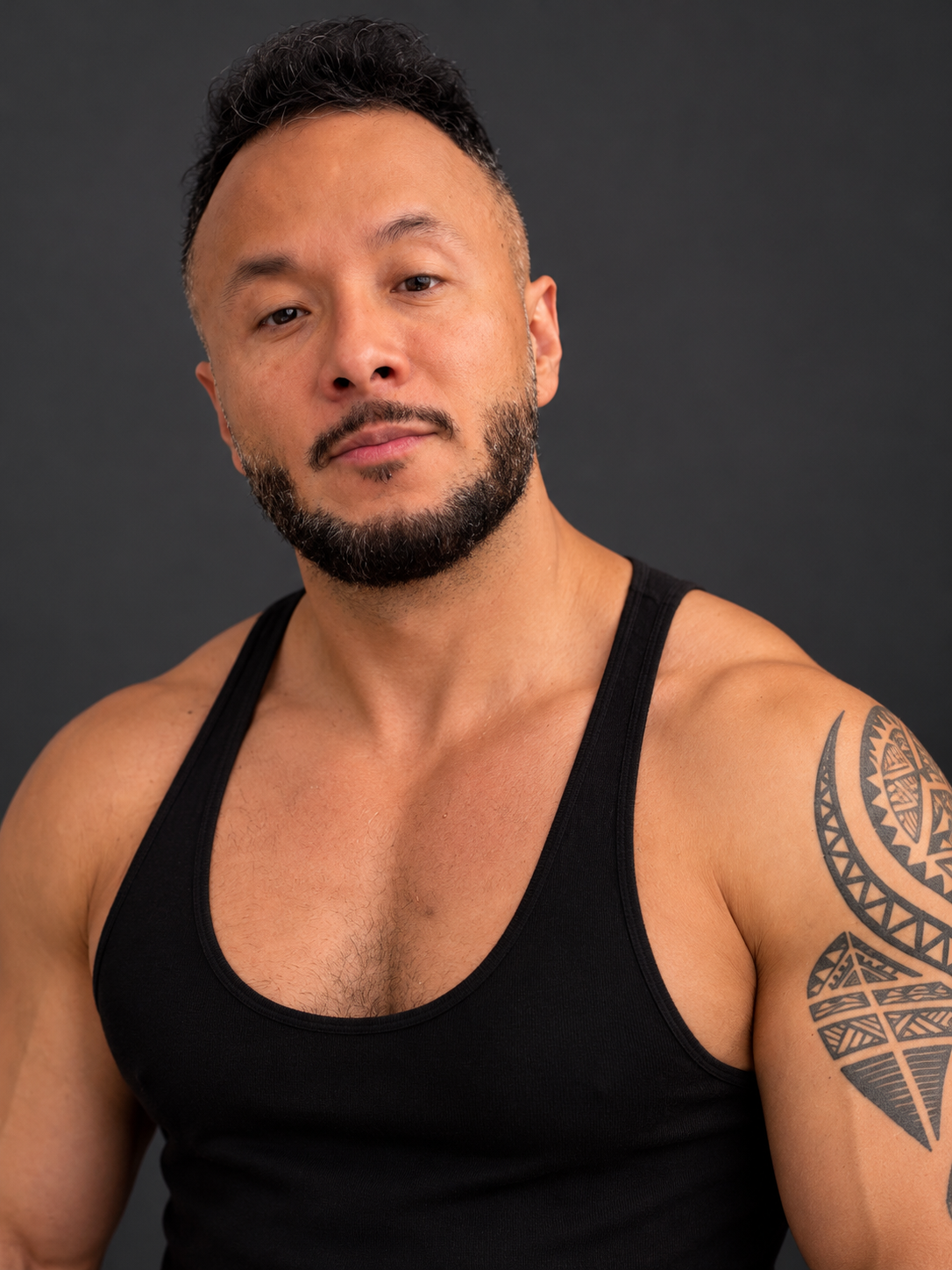 Medy Salinas, actor in Los Angeles, California - headshot 2 of 5