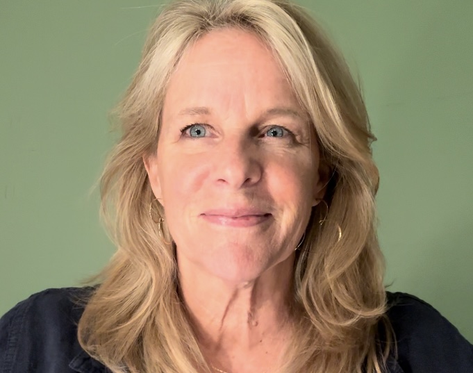 Karen Blood, actor in New York, NY - headshot 2 of 2