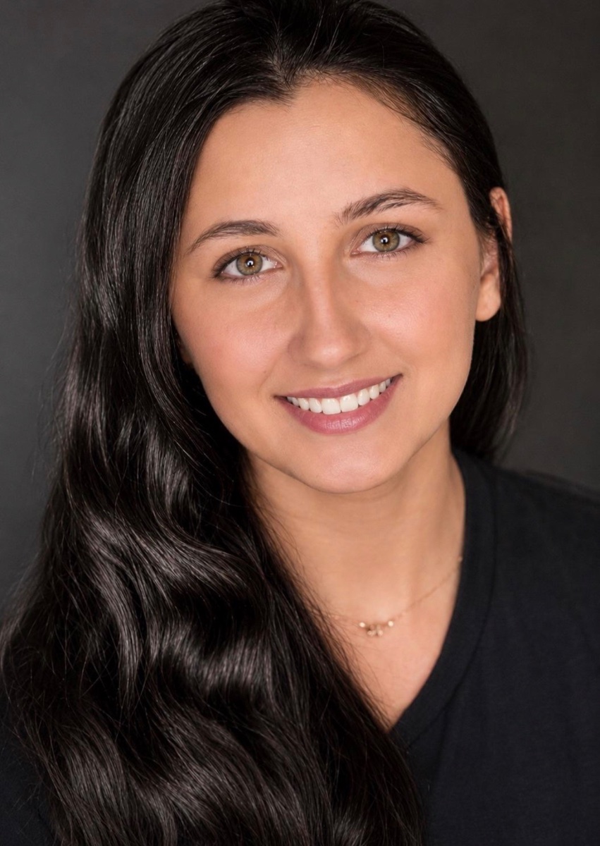 Alessandra DeFalco, actor in West Orange , New Jersey - headshot