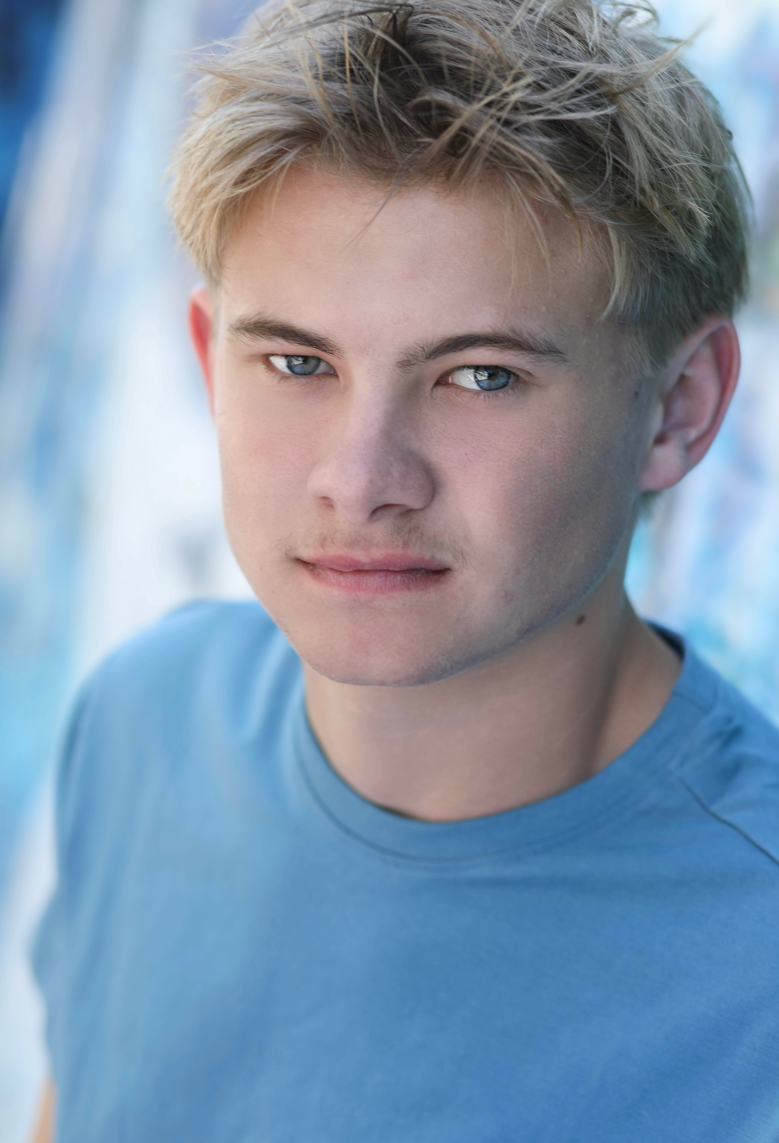 Layne Bagley, actor in New York, NY - headshot 2 of 4