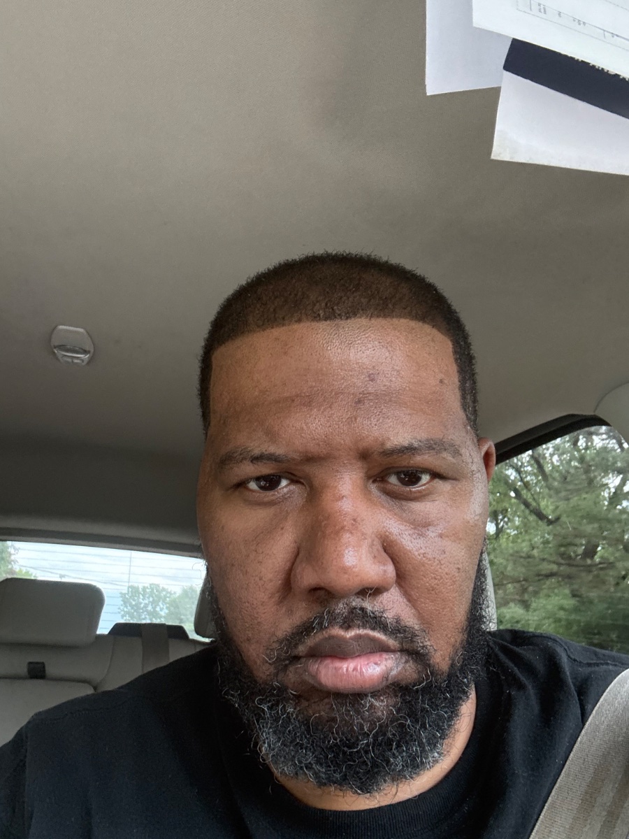 Lamar Vining, actor in Ann Arbor, Michigan - headshot