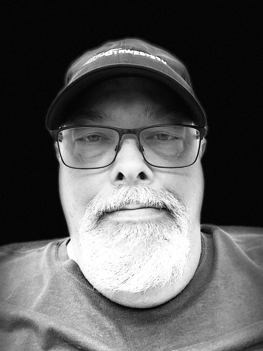 Charles, actor in Spokane, Washington - headshot