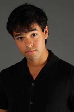 Santiago Puerto - actor headshot on Casting Companion