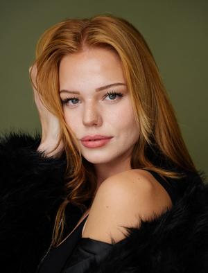 Migdalia Rosario - actor headshot on Casting Companion