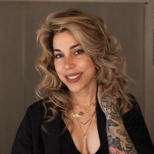 Estrella Fugaz - actor headshot on Casting Companion